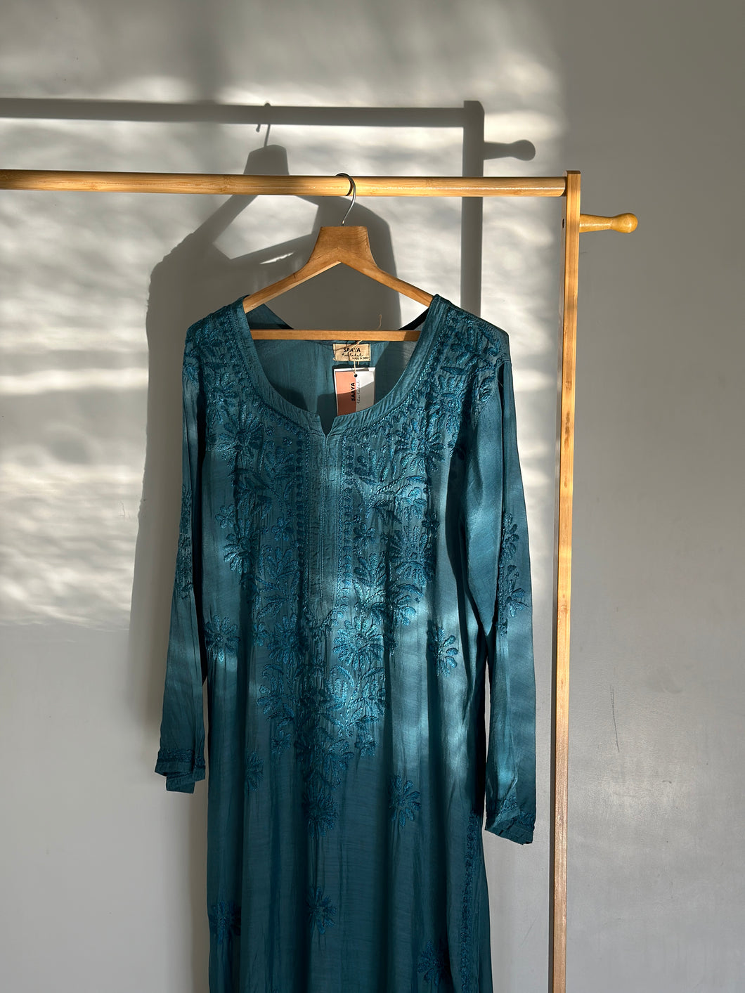 'ARYA' CHIKAN MUSLIN KURTI